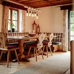 Hinterweiding Gut Chalet
